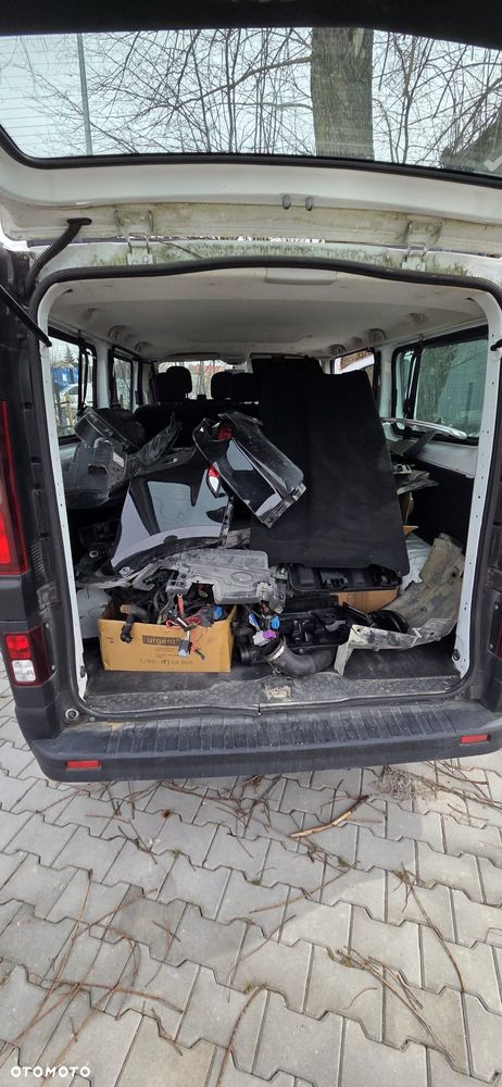 Vauxhall Vivaro - 10