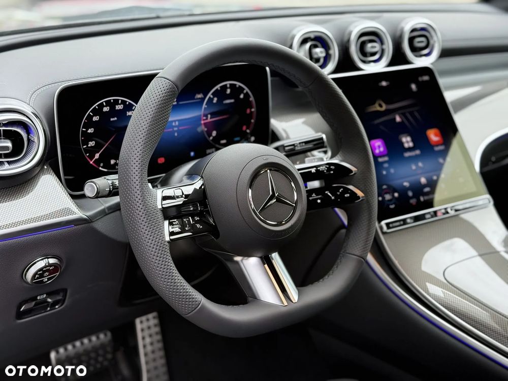Mercedes-Benz GLC - 21