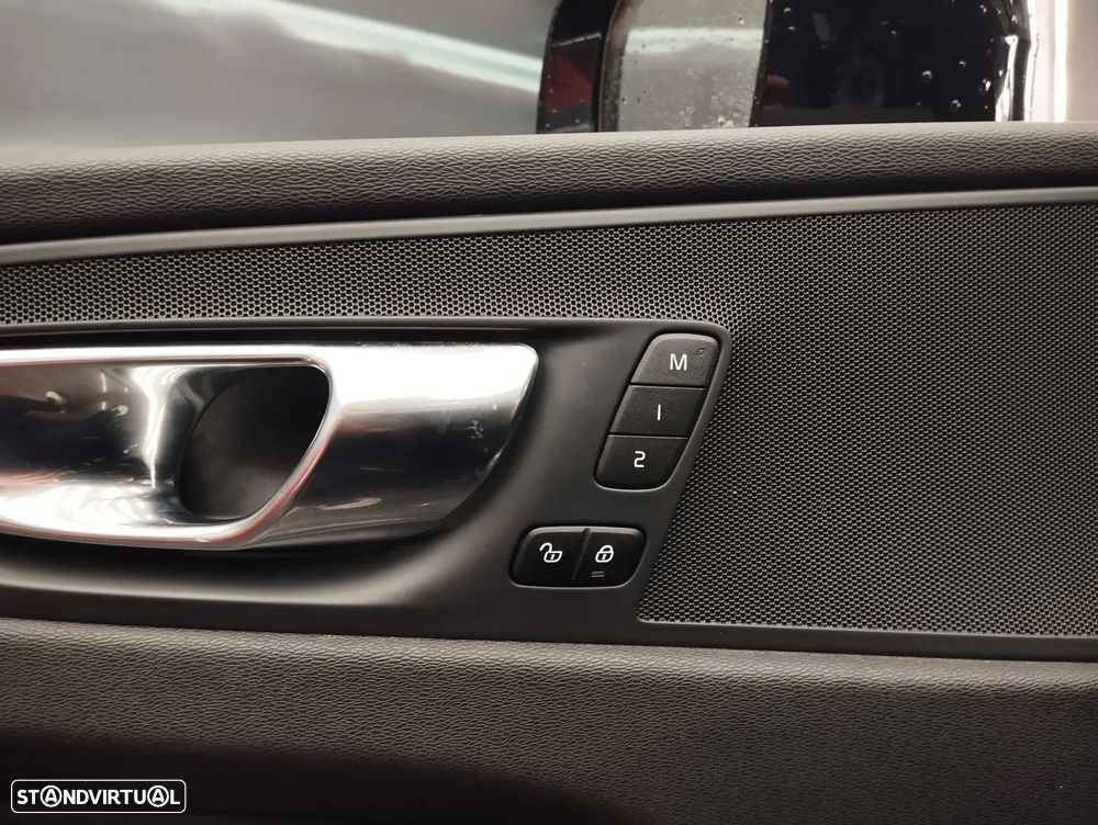 Volvo XC 60 2.0 D4 Inscription Geartronic - 21