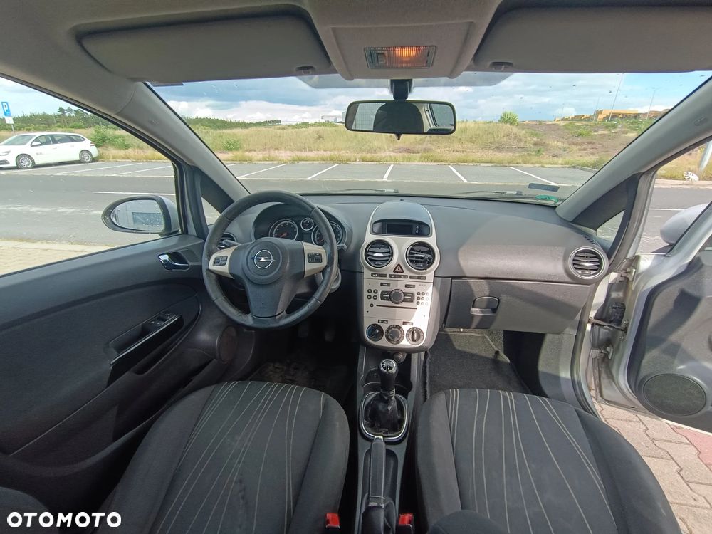 Opel Corsa - 9