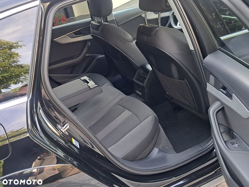 Audi A4 Allroad - 23
