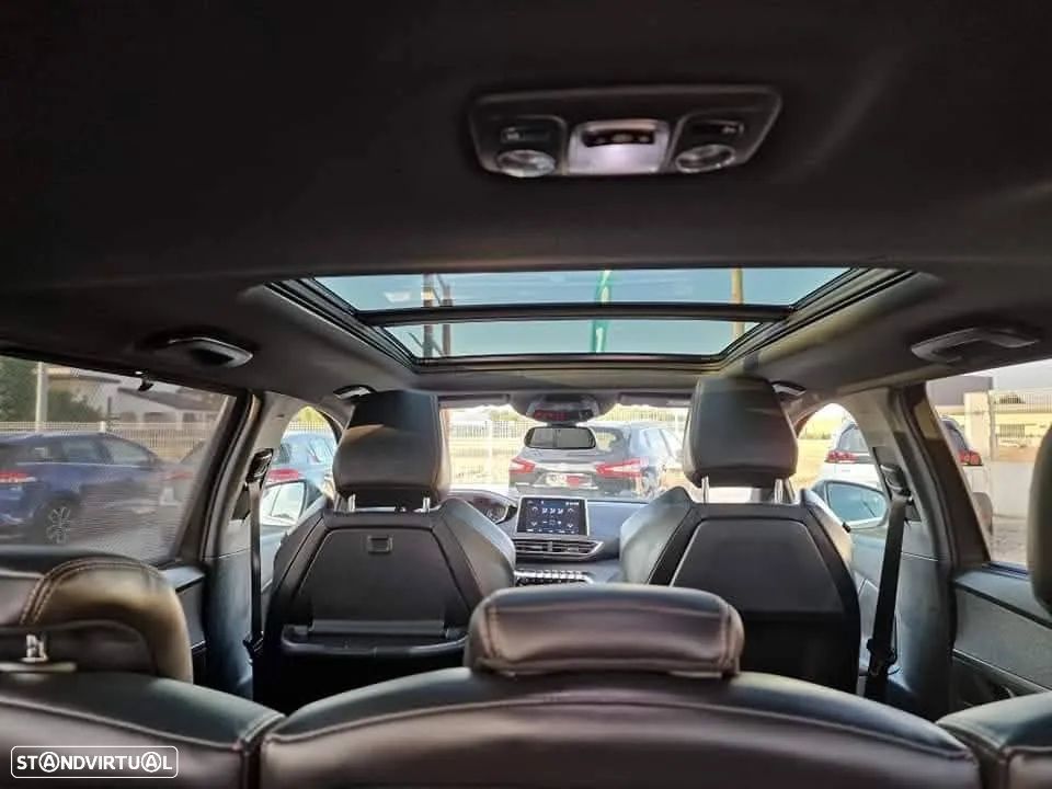 Peugeot 5008 1.5 BlueHDi Allure Pack EAT8 - 12