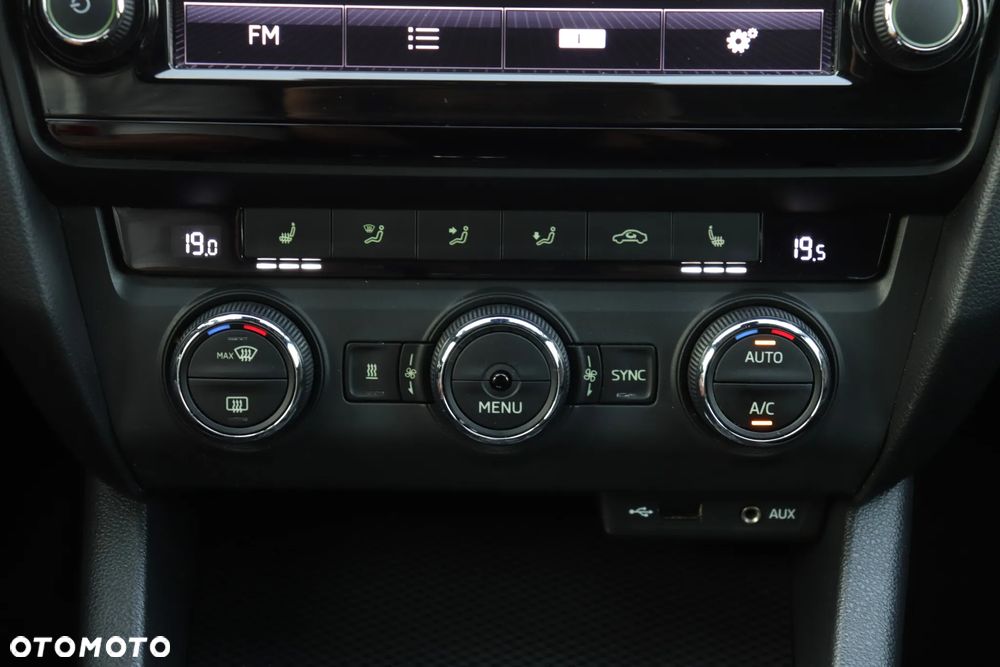 Skoda Octavia 2.0 TDI (Green tec) DSG RS - 30