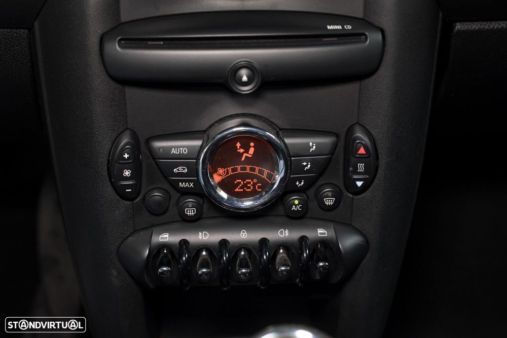 MINI 3 Portas One D - 19