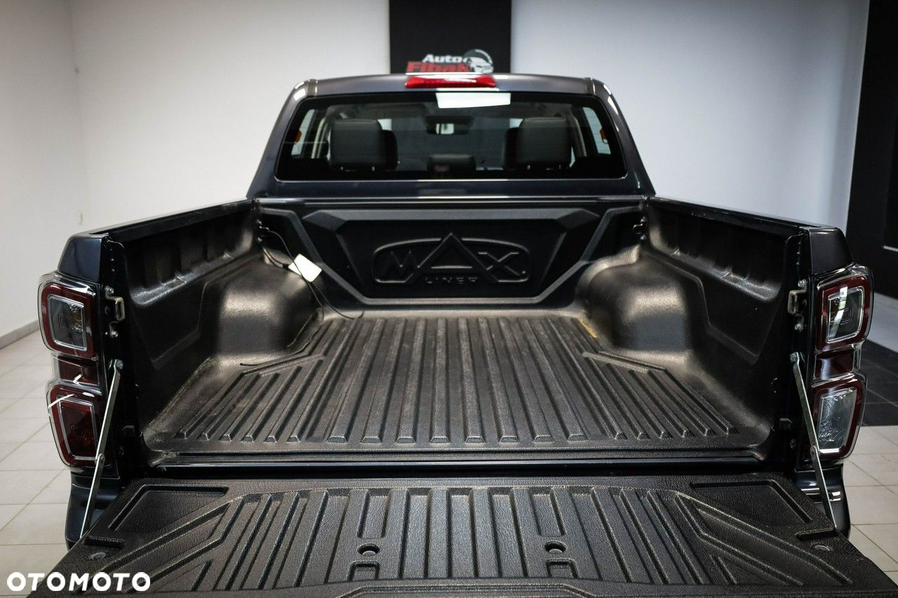 Isuzu D-Max - 11