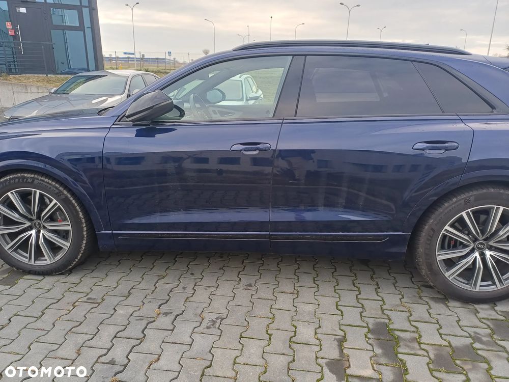 Audi SQ8 - 32
