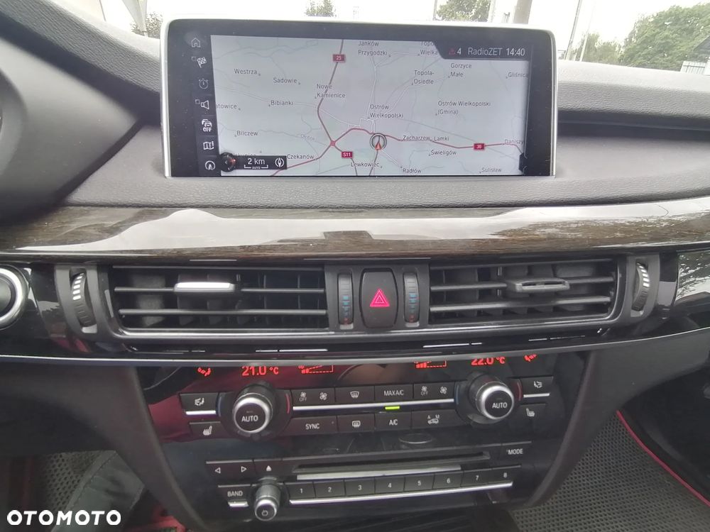 BMW X5 xDrive35i - 38