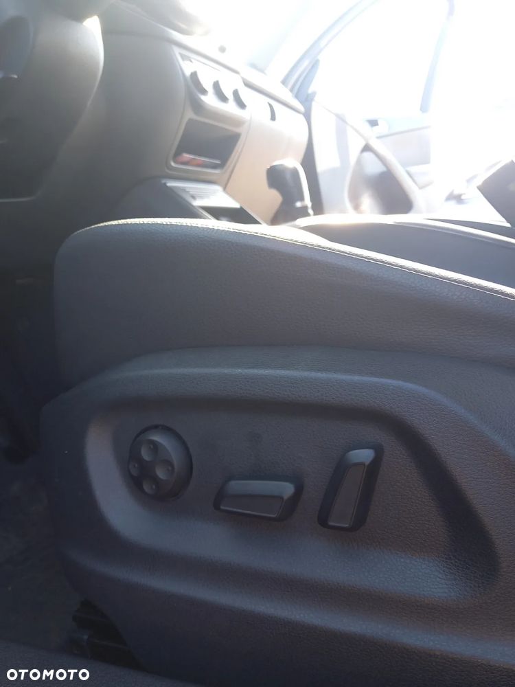 Volkswagen Tiguan - 16