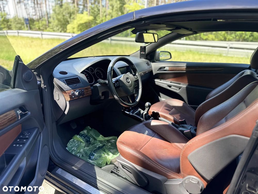 Opel Astra 1.6 Cosmo - 28