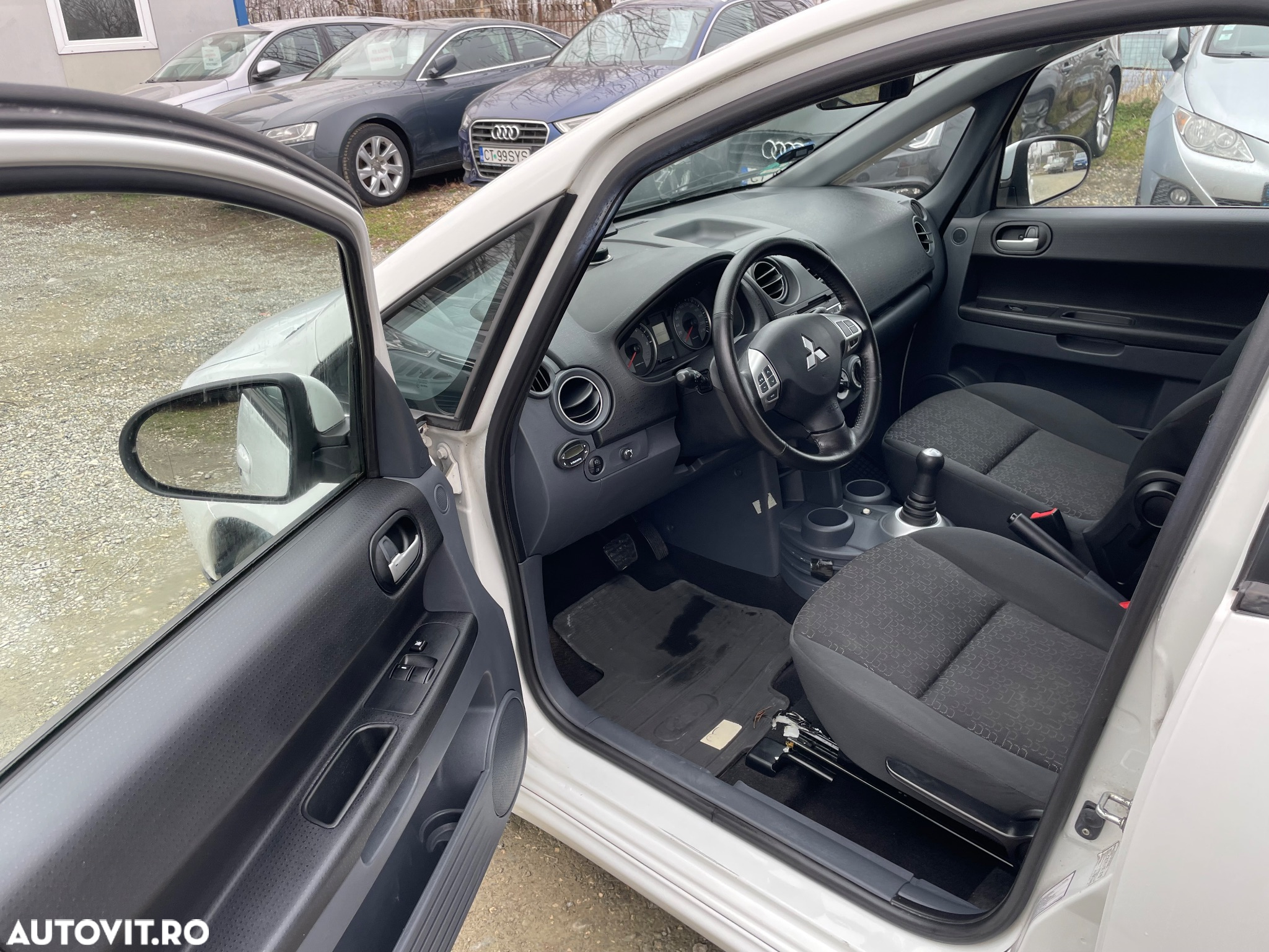 Mitsubishi Colt 1.3 Automatik Motion Plus - 10
