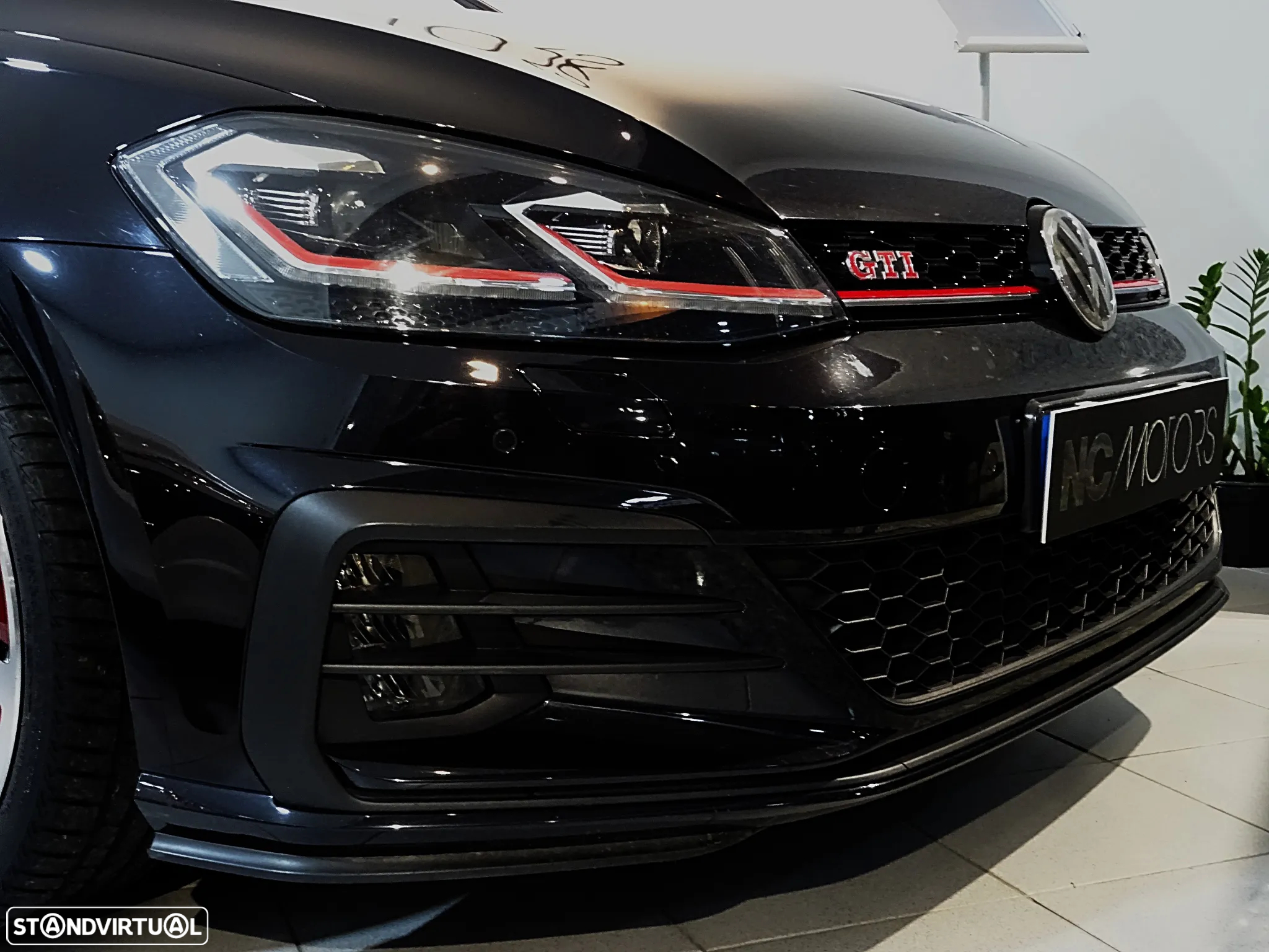 VW Golf 2.0 TSI GTI DSG Performance - 3