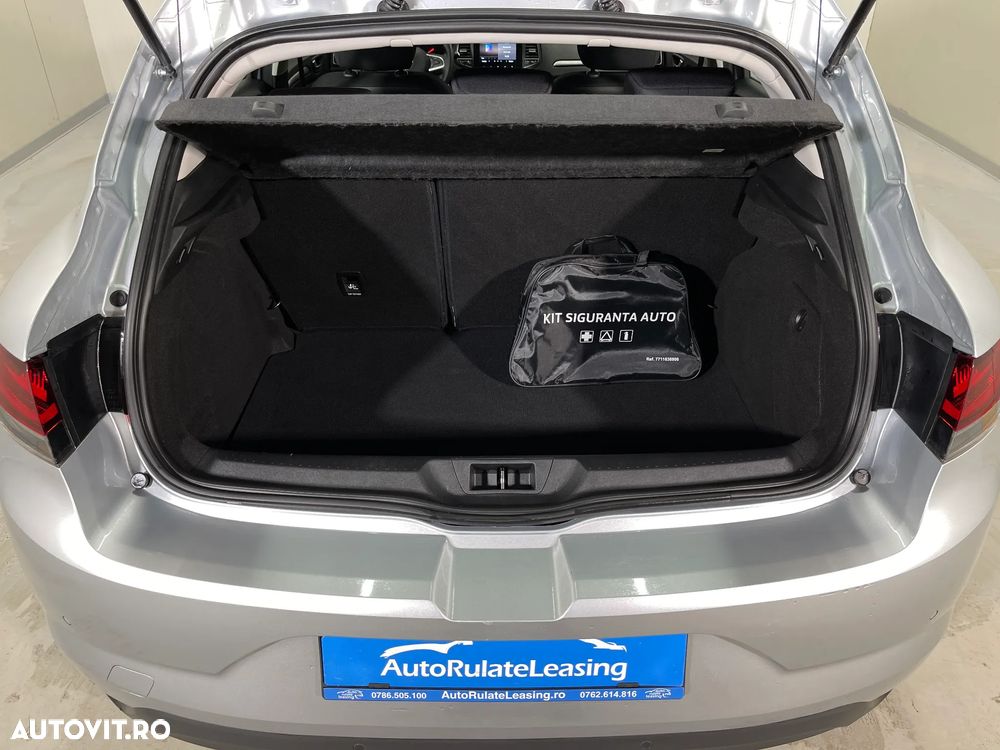 Renault Megane Blue dCi 116 Zen - 12