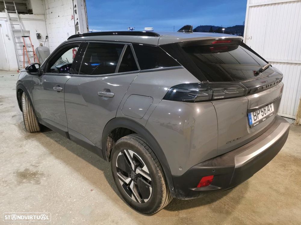Peugeot 2008 1.2 PureTech Allure - 2