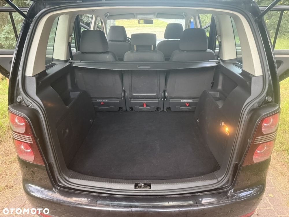 Volkswagen Touran 1.9 TDI Welcome - 12