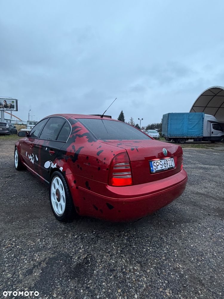 Skoda Superb 2001