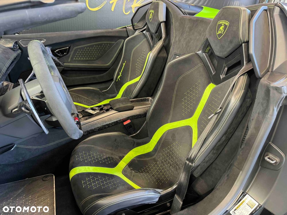 Lamborghini Huracan - 19