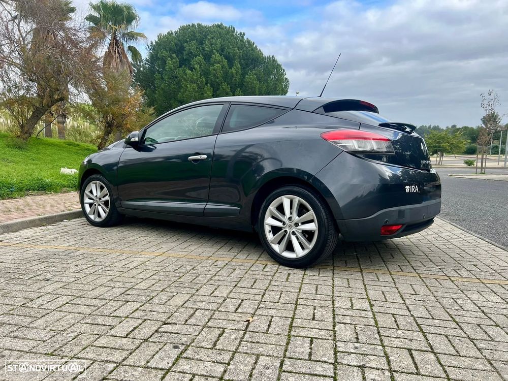 Renault Mégane Coupe 1.5 dCi Dynamique - 1