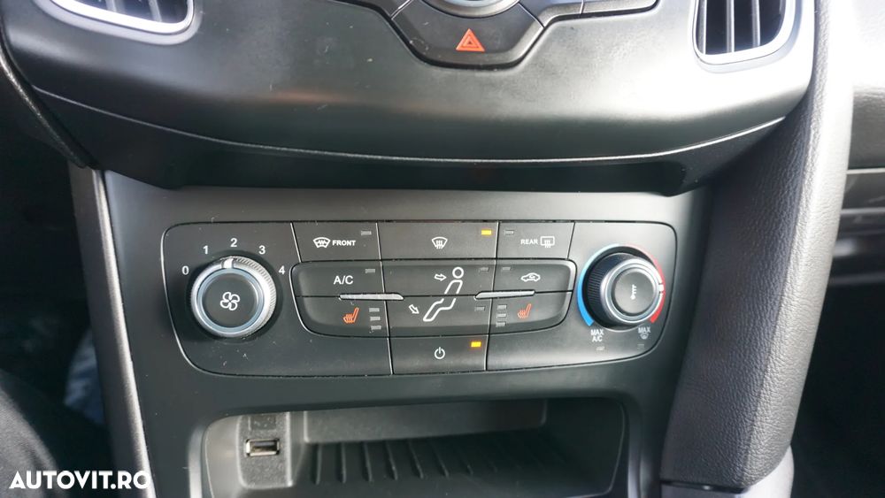 Ford Focus 1.0 EcoBoost Start Stop Trend - 24