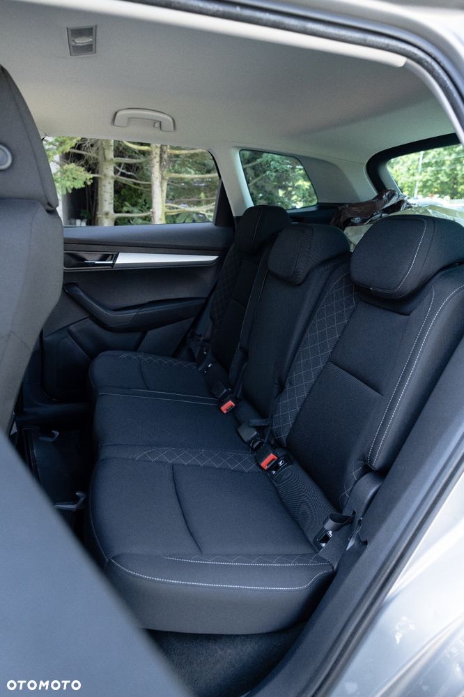 Skoda Karoq 1.5 TSI ACT 4x2 Ambition - 10