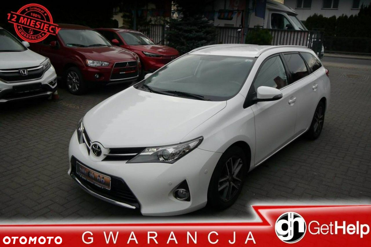 Toyota Auris 2.0 D-4D Touring Sports Comfort - 2