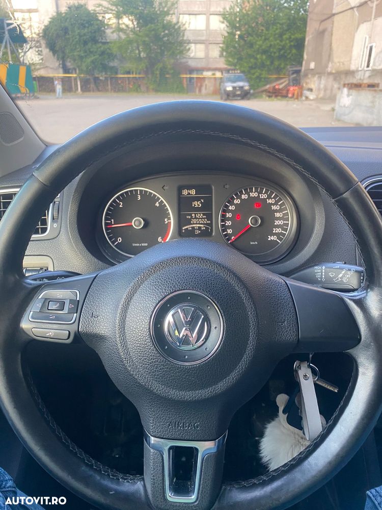 Volkswagen Polo - 7