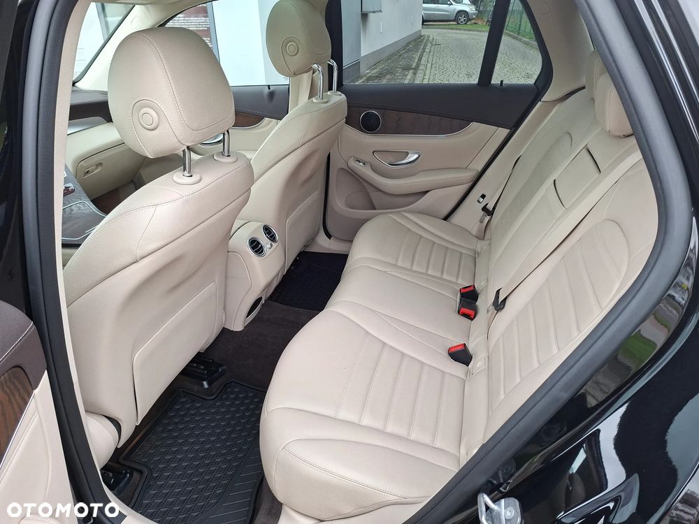 Mercedes-Benz GLC 250 4-Matic - 15