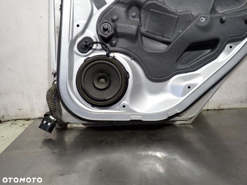 DRZWI PRAWY TYŁ FORD FOCUS MK3 kol: OB - 8
