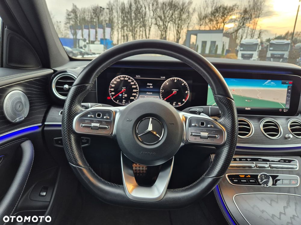 Mercedes-Benz Klasa E 220 d 4-Matic Avantgarde - 13