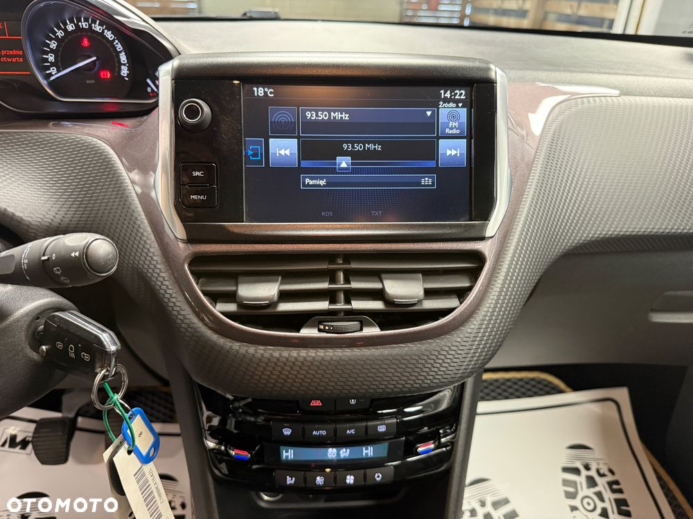 Peugeot 2008 - 13