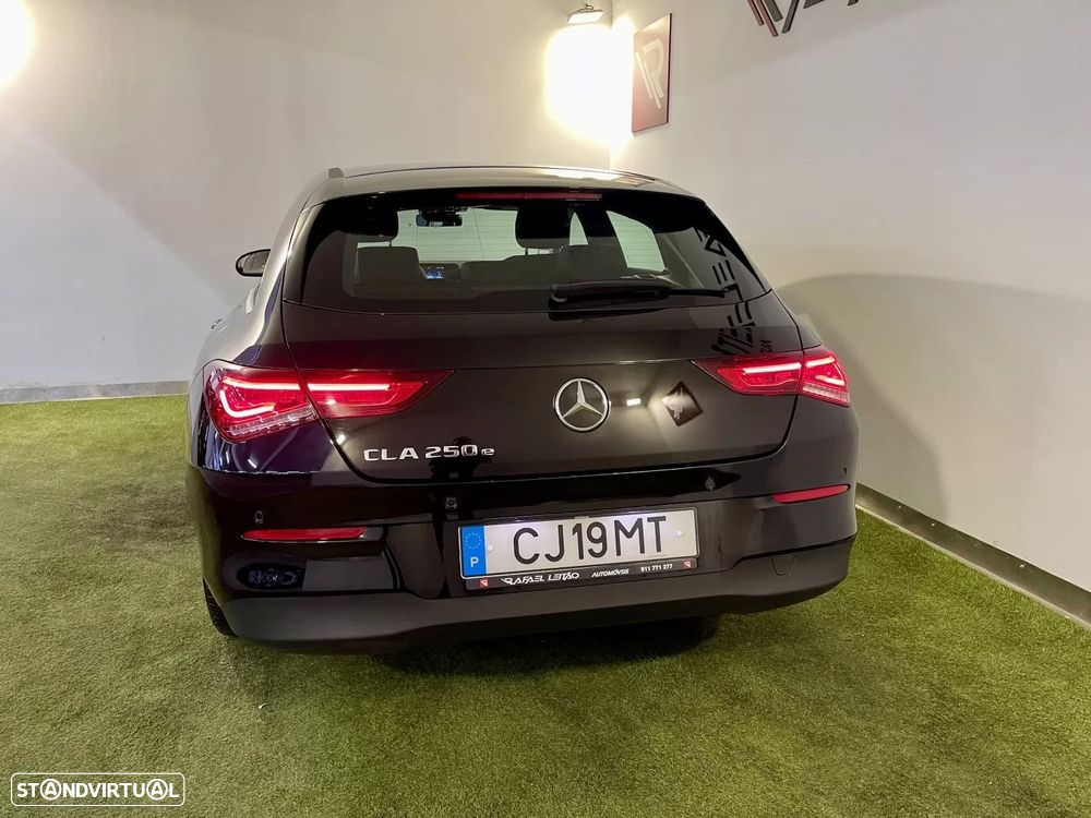 Mercedes-Benz CLA 250 e Shooting Brake Style Plus - 9