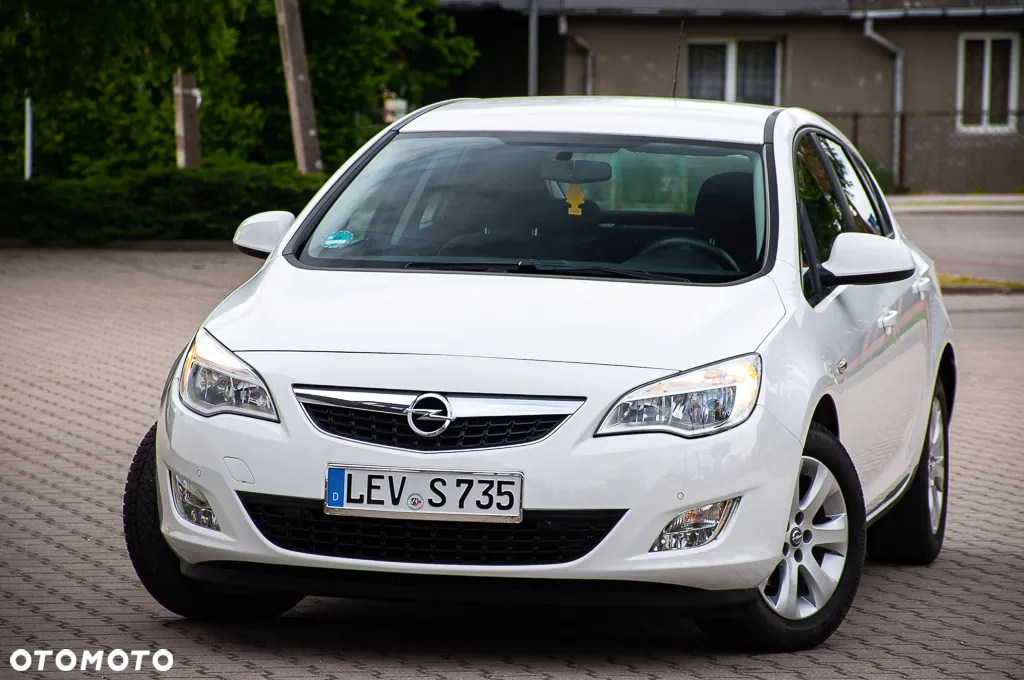 Opel Astra - 10