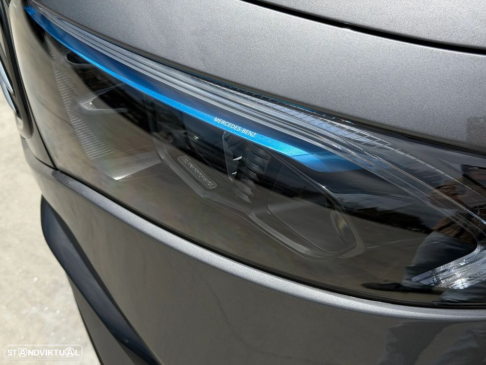 Mercedes-Benz EQA 350 4Matic AMG Line - 12