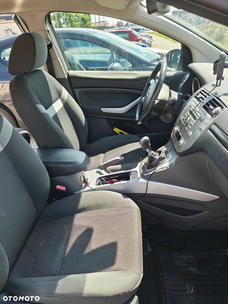 Ford Kuga 2.0 TDCi Trend - 19