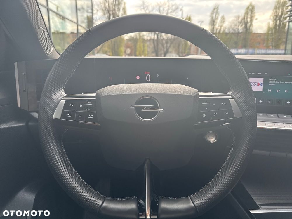 Opel Astra 1.2 T GS S&S - 14
