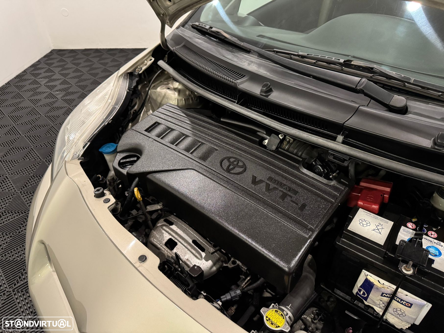 Toyota Yaris 1.33 VVT-i Comfort+AC - 43