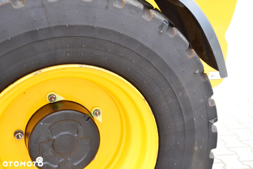 JCB 541-70 - 5