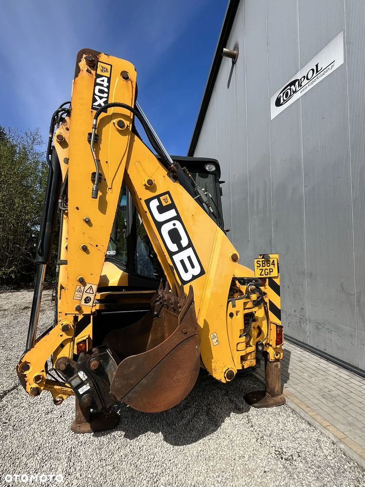 JCB 4CX - 4