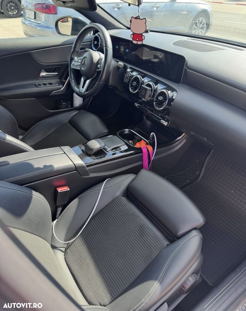 MERCEDES-BENZ A-Class 2018 — imagine 11