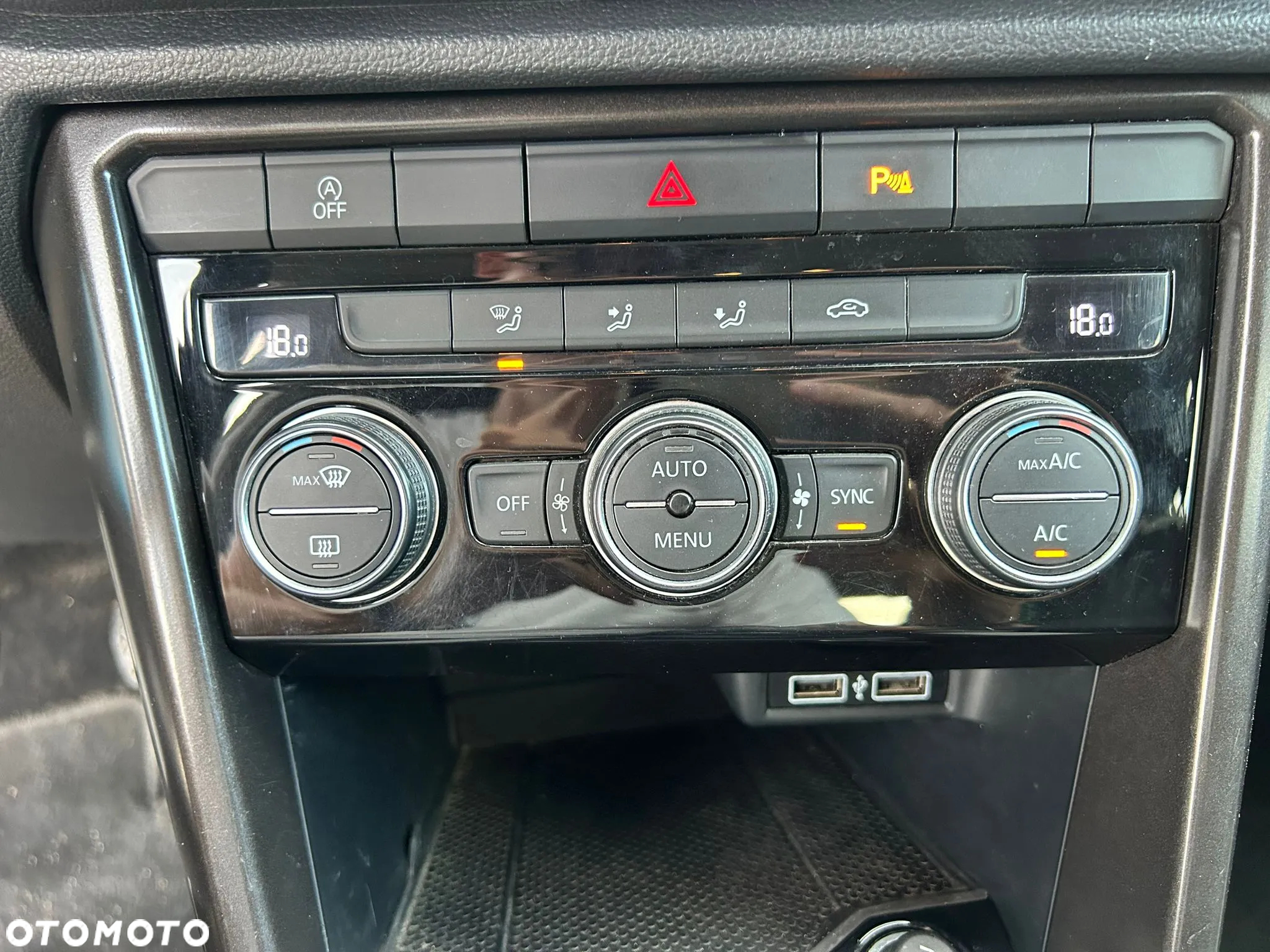 Volkswagen T-Roc 1.0 TSI Life - 16