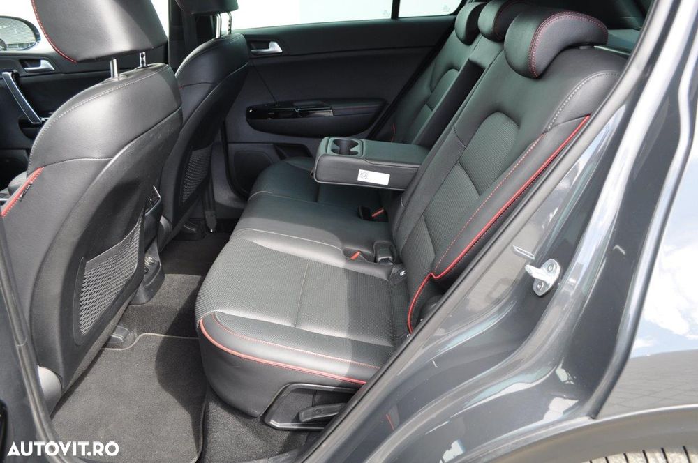 Kia Sportage 1.6 CRDI AWD Eco-Dynamics+ (48V M-H) DCT GT LINE - 19