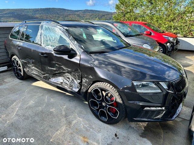 Skoda Octavia 2.0 TSI DSG RS - 2