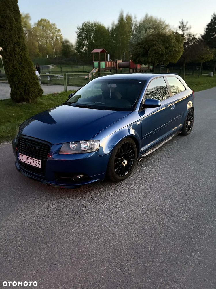 Audi A3 3-drzwiowe 2.0 FSI Ambiente - 2