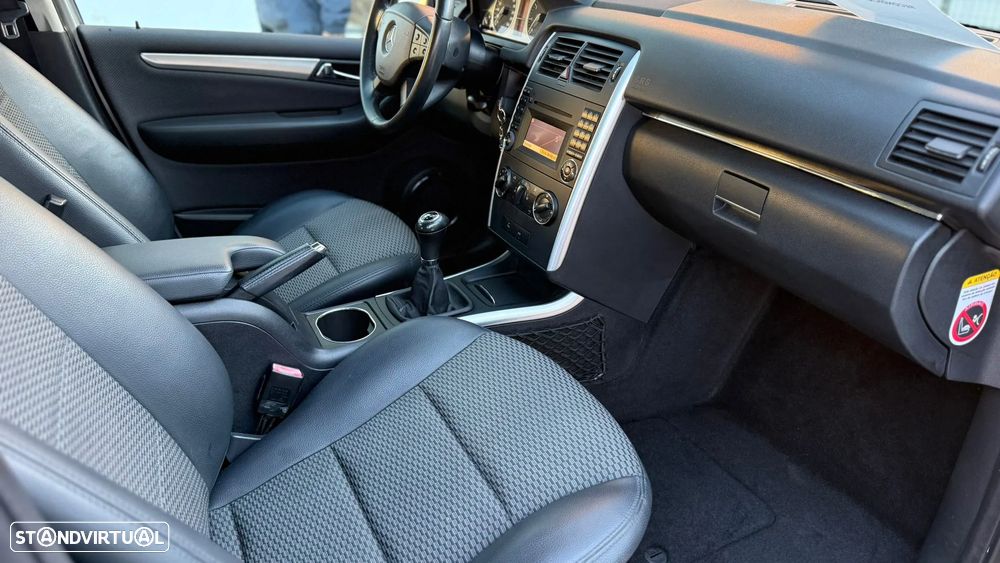 Mercedes-Benz B 160 BlueEfficiency - 13