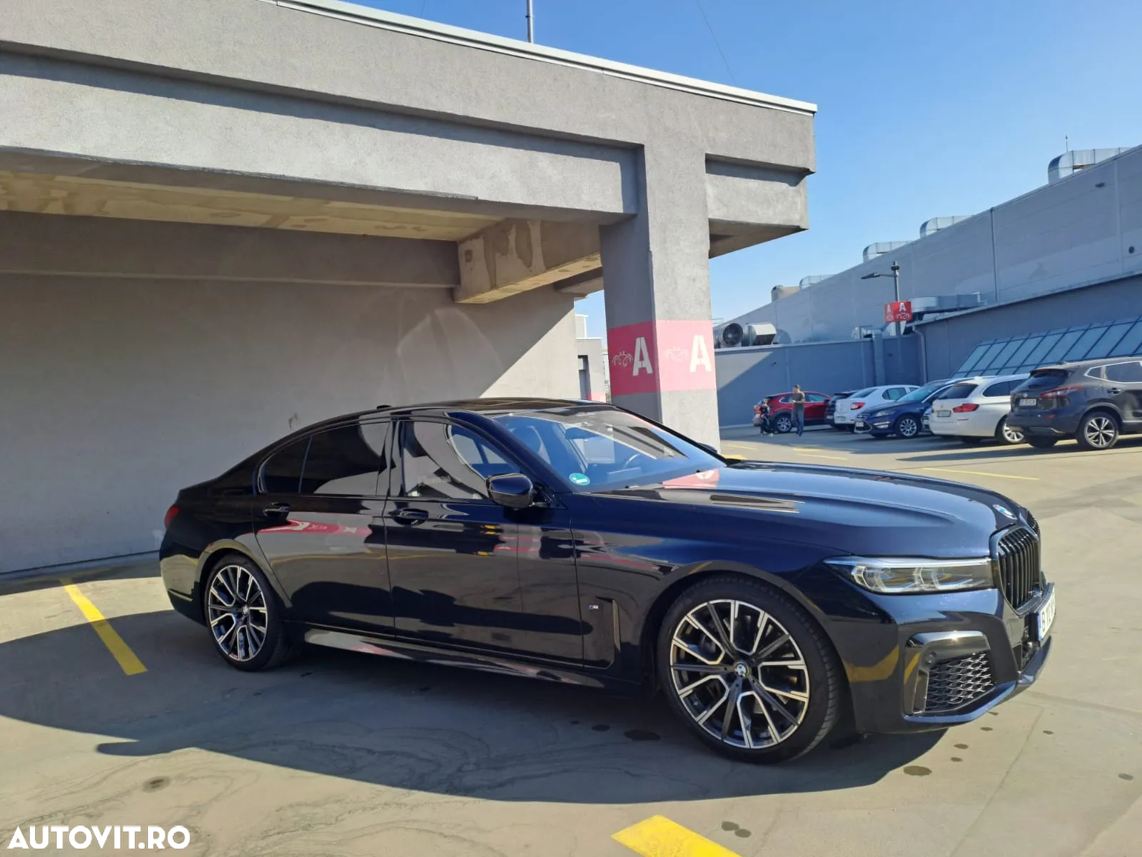 BMW Seria 7 745Le - 12