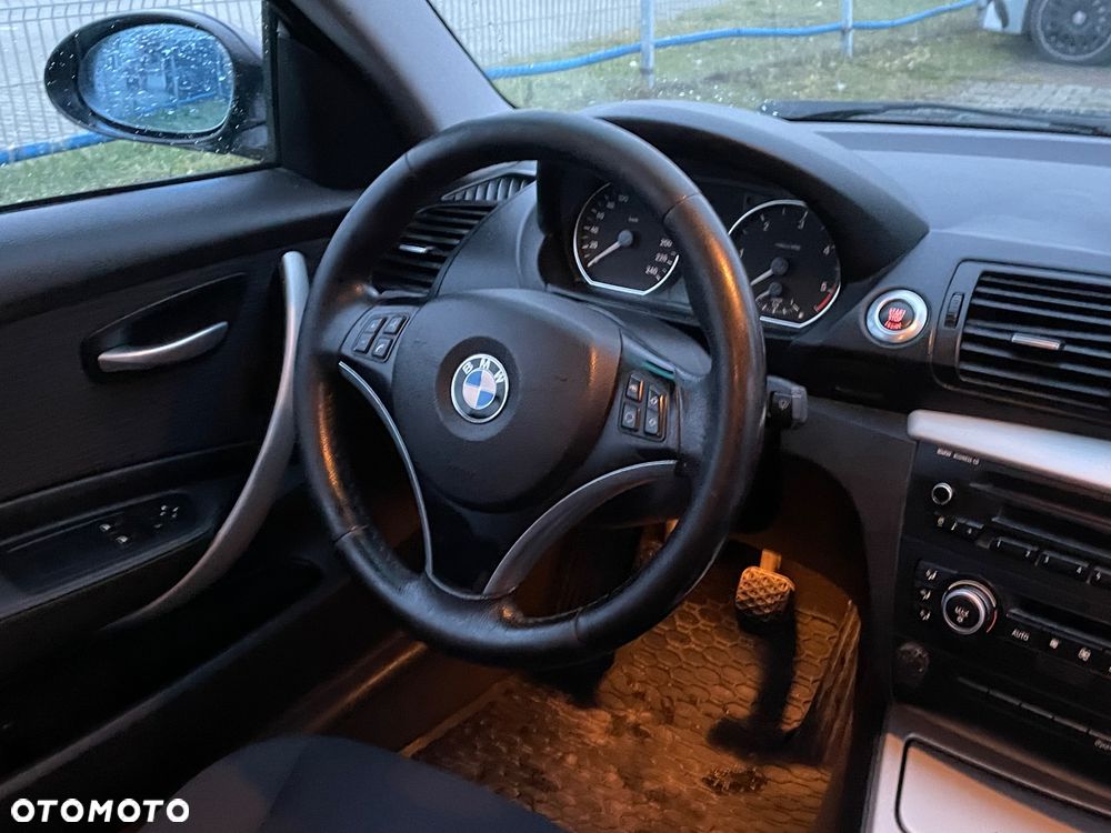 BMW Seria 1 118d DPF Edition Sport - 8