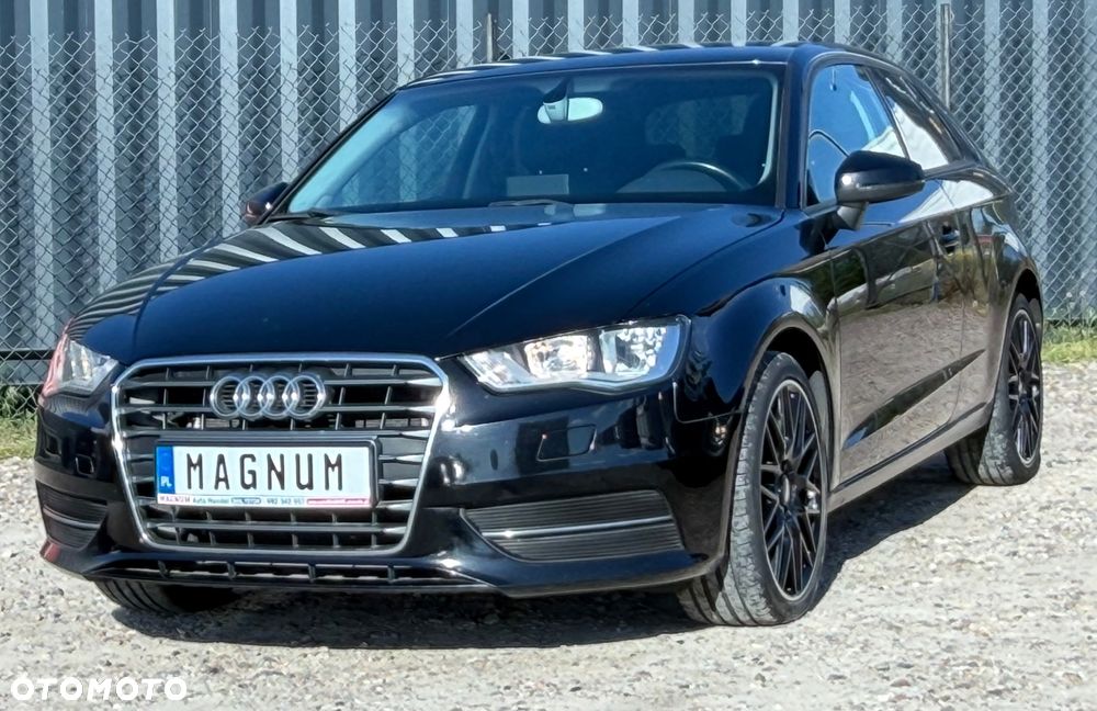 Audi A3 Sportback - 2