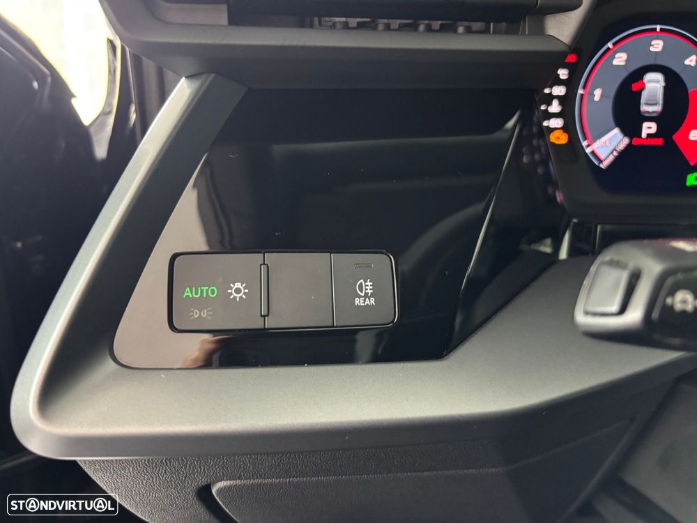 Audi A3 Limousine 35 TDI S line S tronic - 19