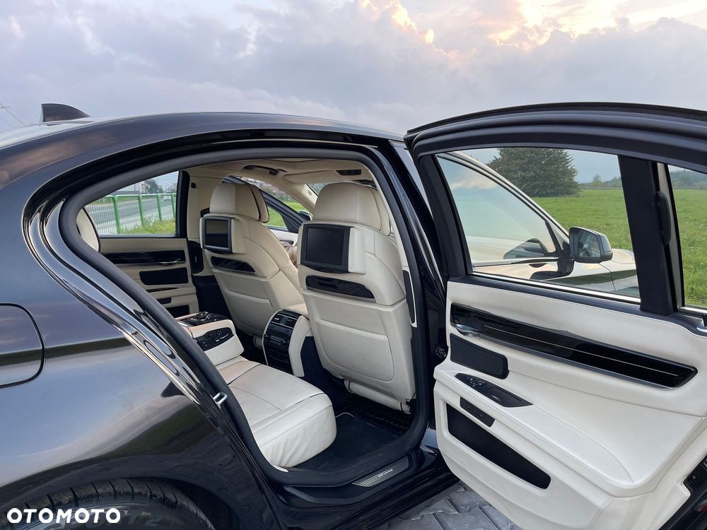 BMW Seria 7 760i - 2