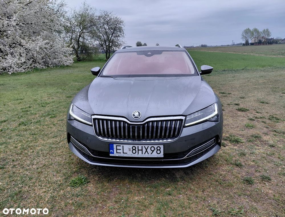 Skoda Superb 2.0 TDI SCR Style DSG - 1