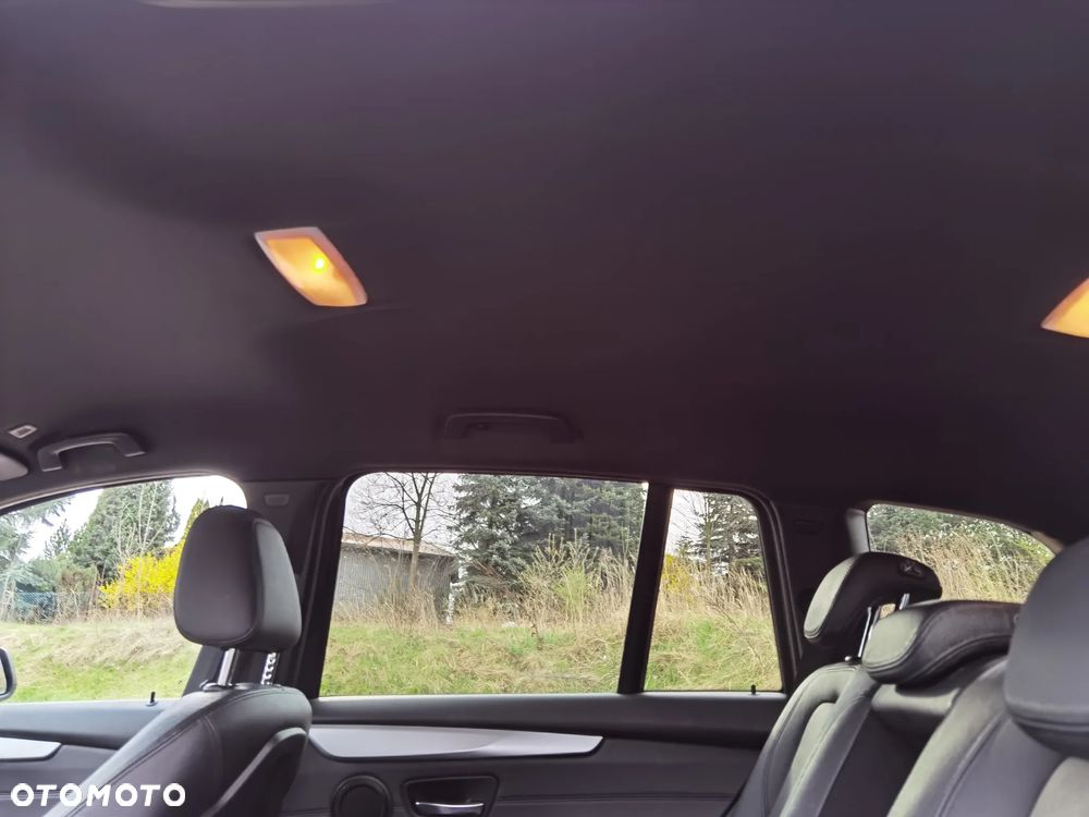 BMW Seria 2 218d Advantage - 21